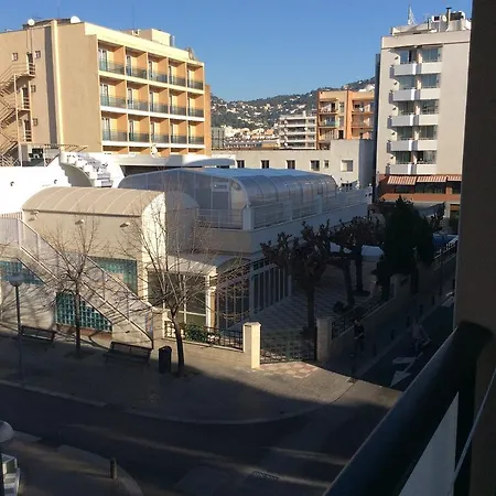 Sol Center Lloret יורט דה מאר